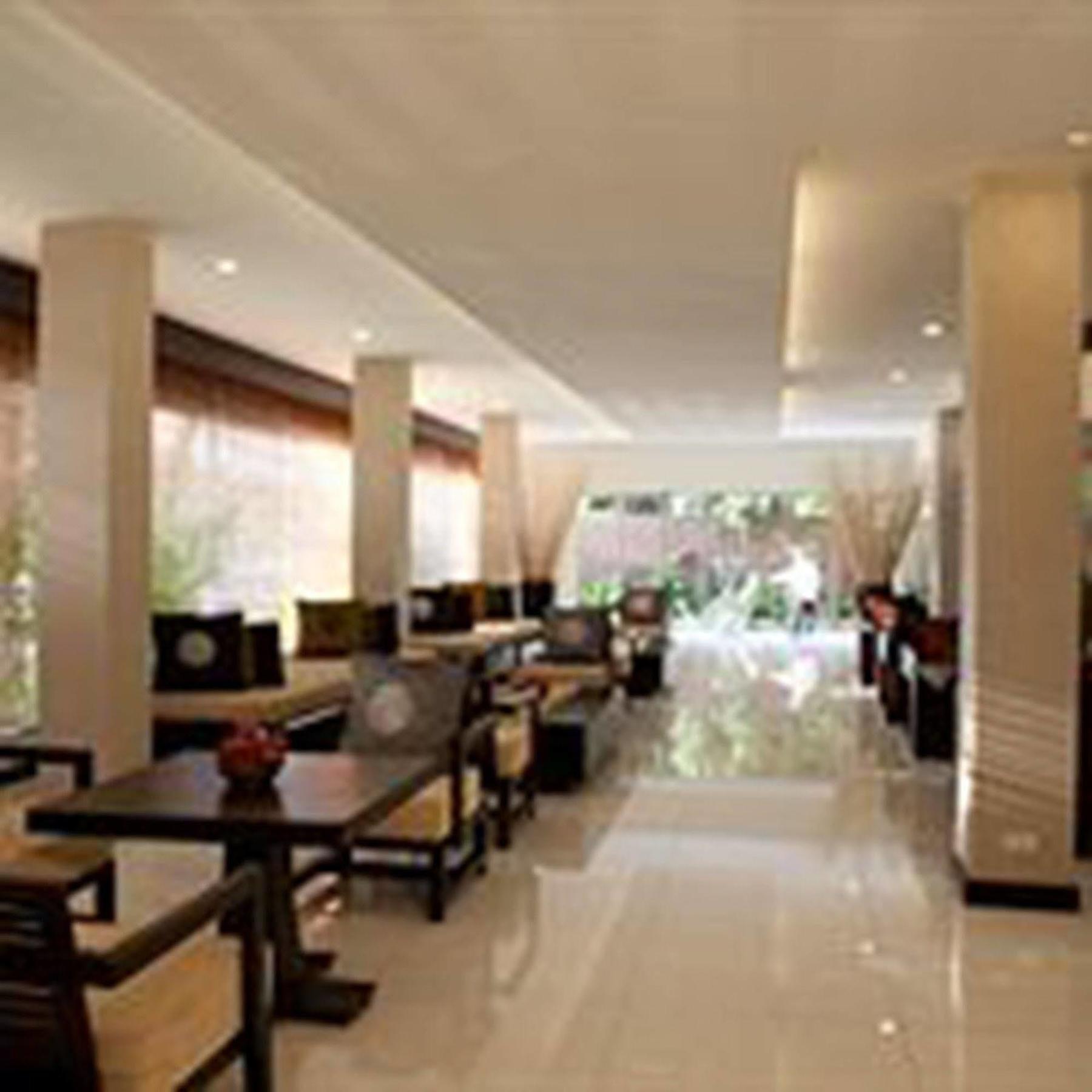 Hotel The Regent Park Phnom Penh Exterior foto
